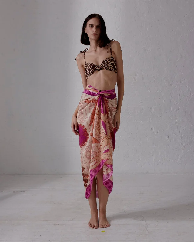 De La Falaise Sarong Fuchsia